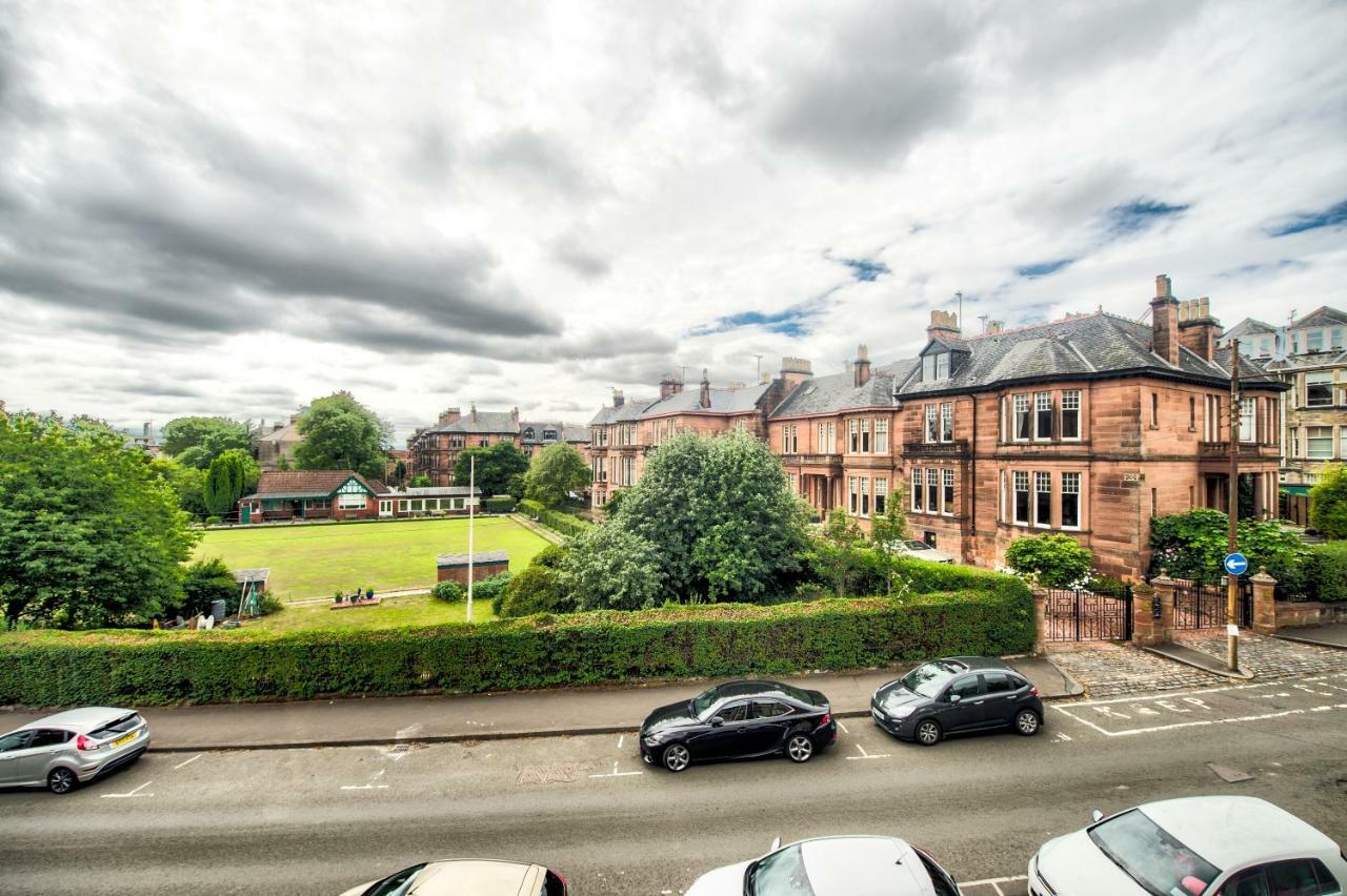 32 Victoria Crescent Road Lägenhet Glasgow Exteriör bild